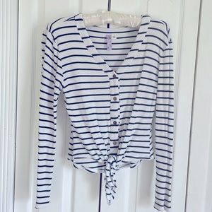 Alya button up long sleeve size small